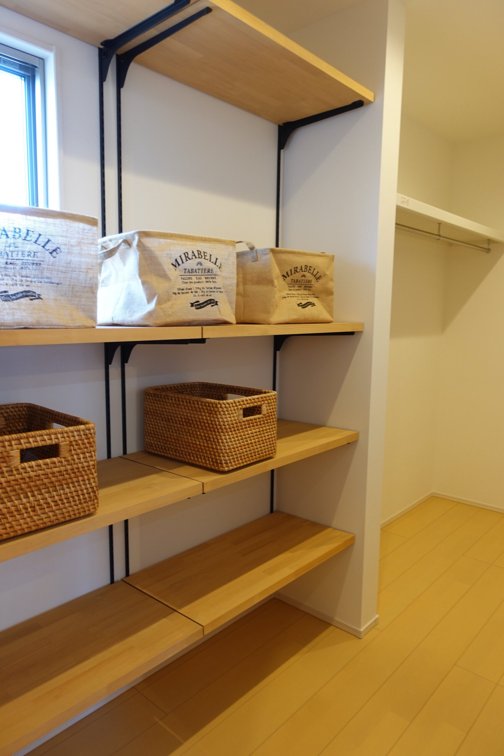 収納力抜群のパントリー